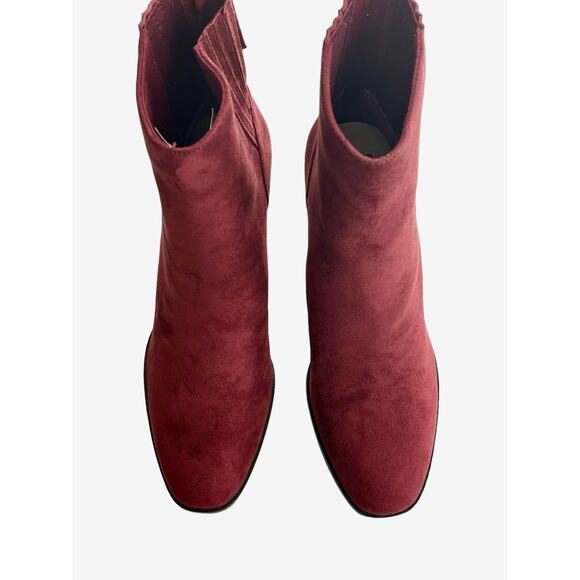 Dolce Vita Women's Wedge Red Faux Suede Zippered  Ankle Bootie NEW Size 7.5; - Picture 2 of 8